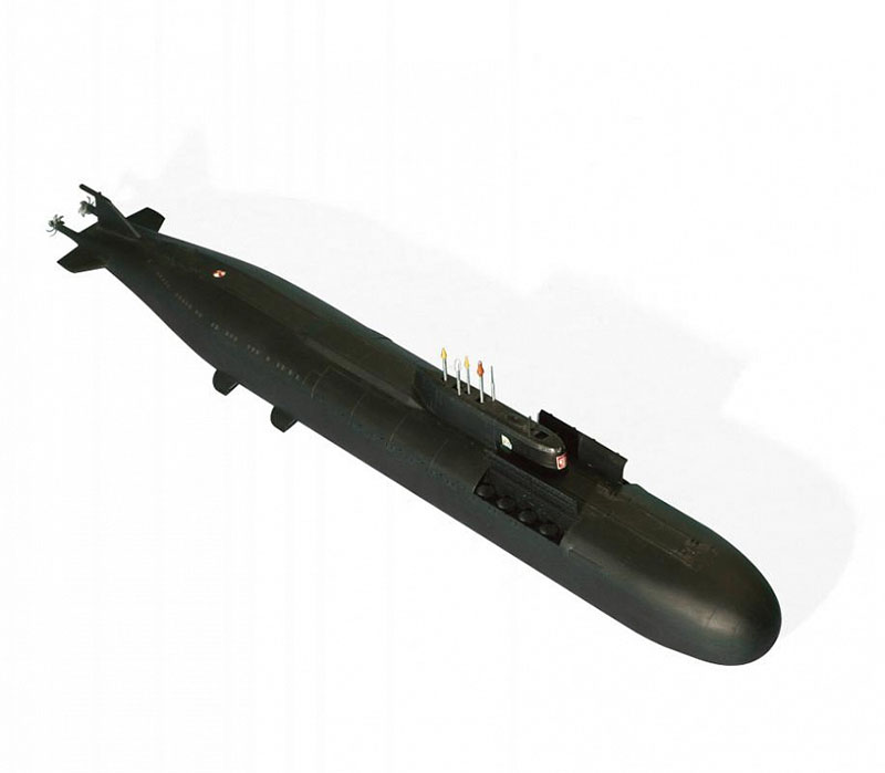 Модель - Курск атомная подводная лодка. Масштаб:1/350.. 