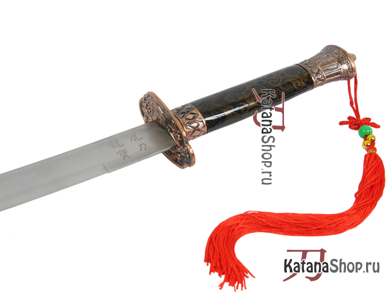 Китайский меч Longhubaodao в коричневых ножнах. 