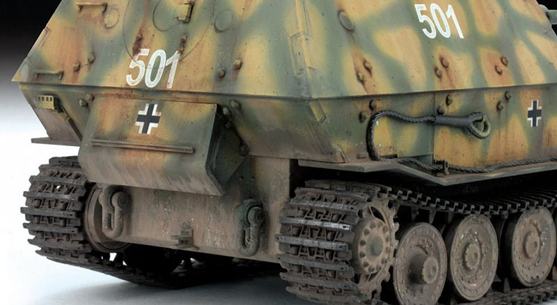 Модель - Фердинанд немецкий истребитель танков. 