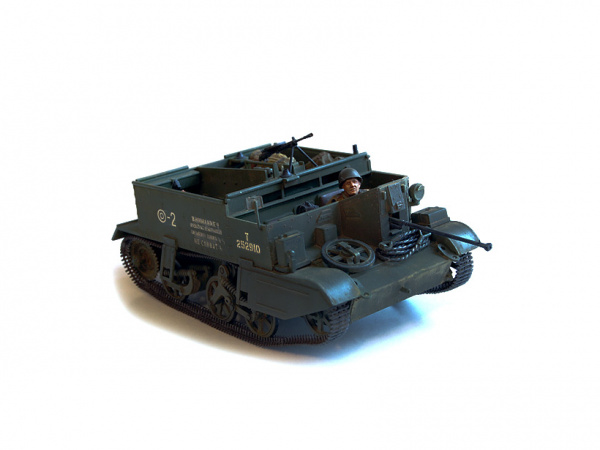 Модель - Английская универсальная машина пехоты на гусеничном ходу Mk. 