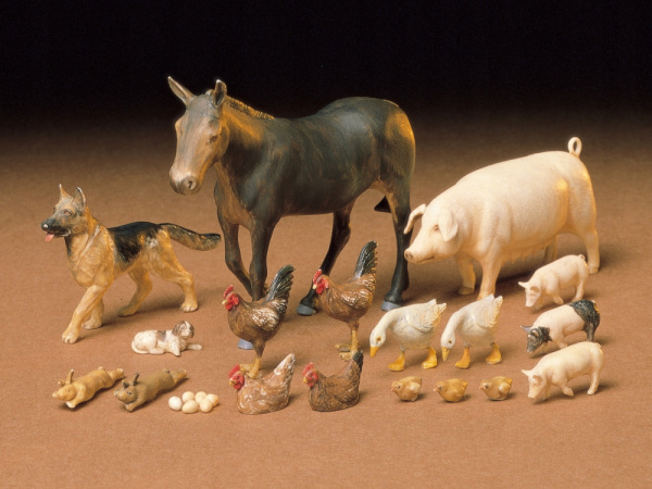 Модель - Фигурки животных (гуси, куры, свиньи, собака, осел и кролики. 