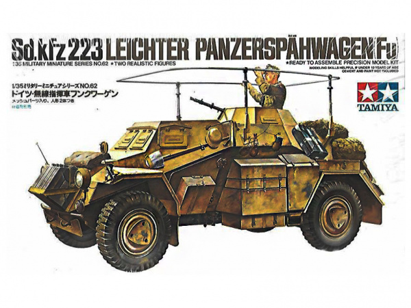 Модель - Немецкая машина радиосвязи Sd.Kfz.223 с одной фигурой (1:35)