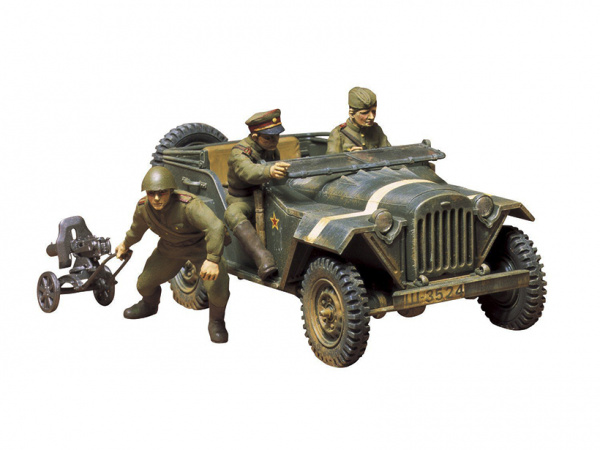 Советский автомобиль ГАЗ 67Б с 3 фигурами солдат и пулеметом. 