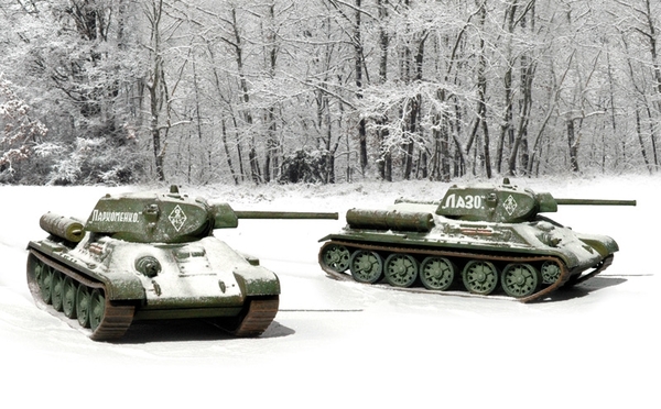 Модель - T 34 / 76 мод.42  (2 быстросборные модели) (